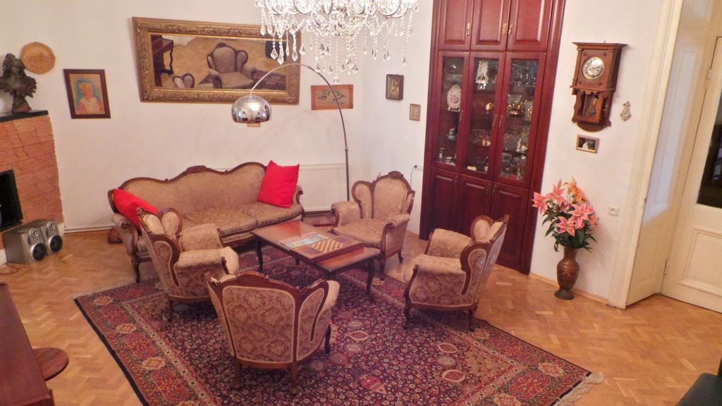 Ia'S Homestay Tbilisi Esterno foto